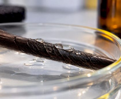 Hair strand and cleansing formulation under analysis
